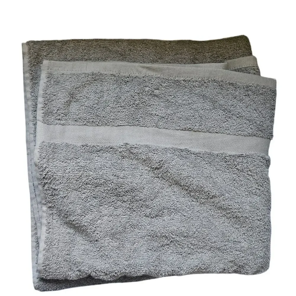 Room Essentials Everyday Bath Towel 27x52  Okeo-Tex Gray Towel